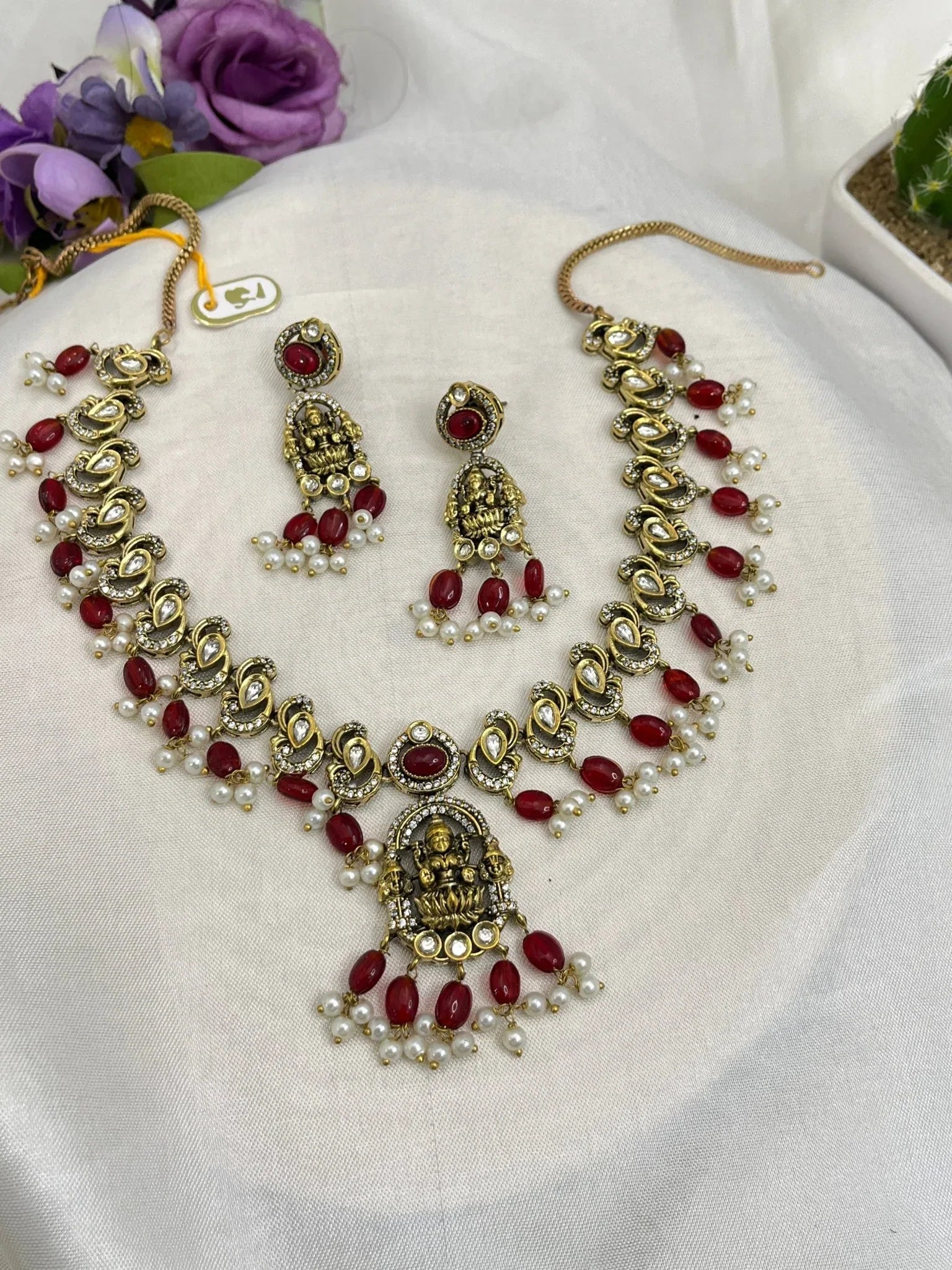 Victorian Necklace Set 108 - Mahilas
