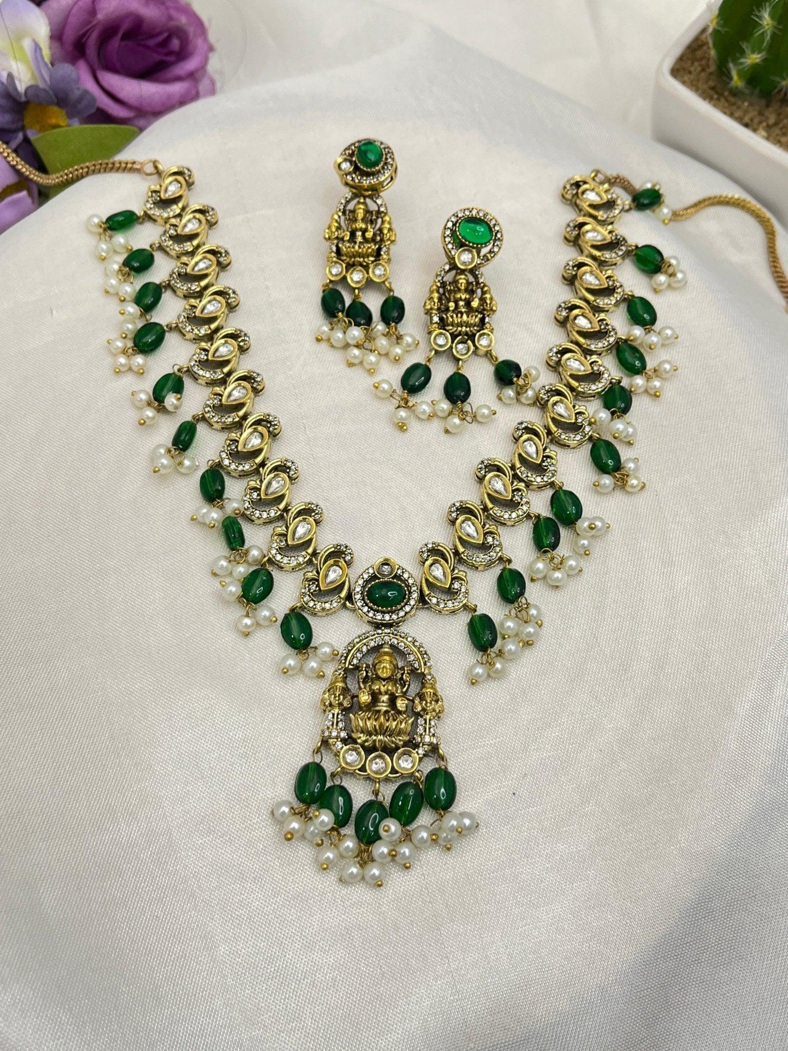 Victorian Necklace Set 112 - Mahilas