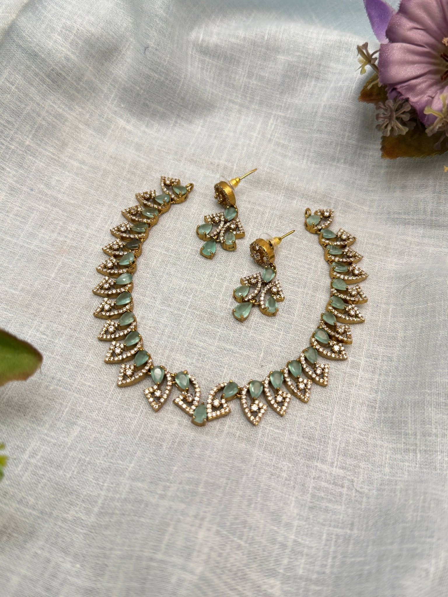 Victorian Necklace Set 244 - 6 Colors - Mahilas