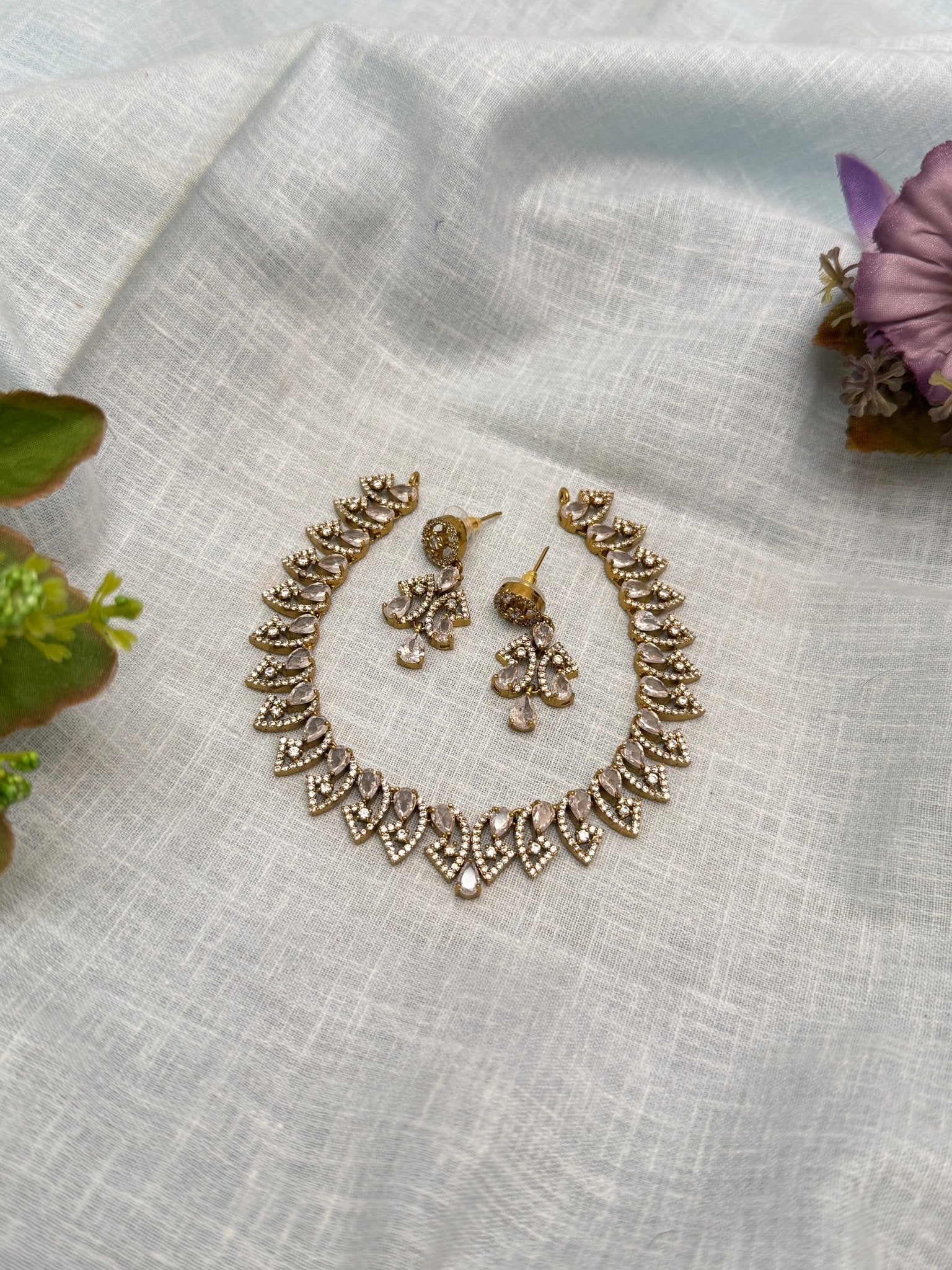 Victorian Necklace Set 244 - 6 Colors - Mahilas