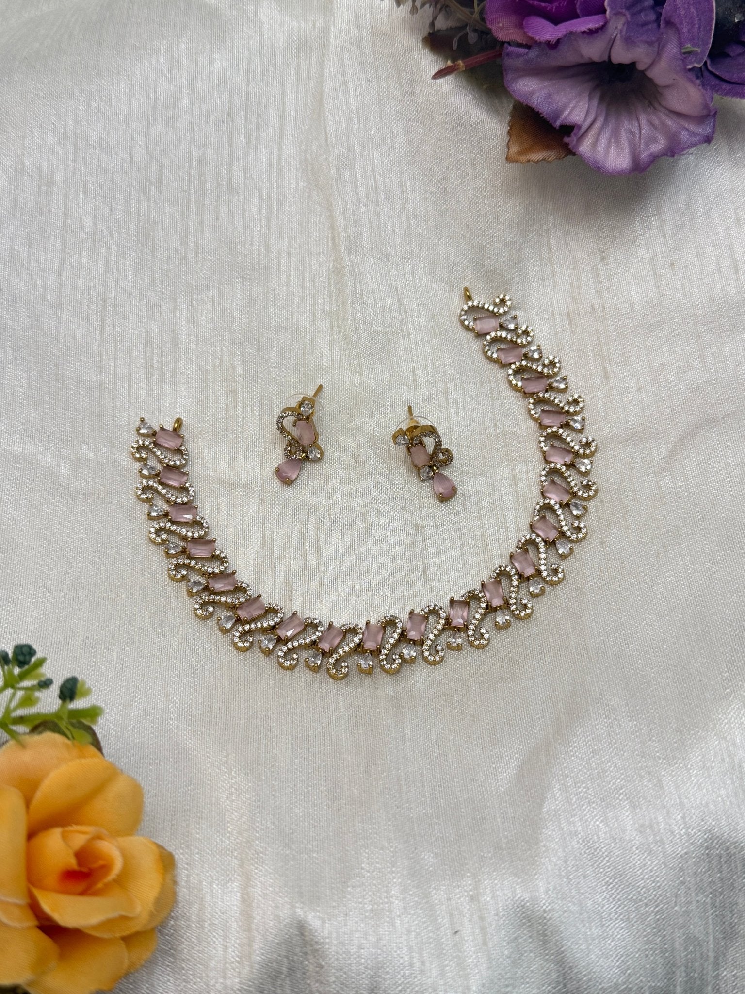 Victorian Necklace Set 250 - 6 Colors - Mahilas