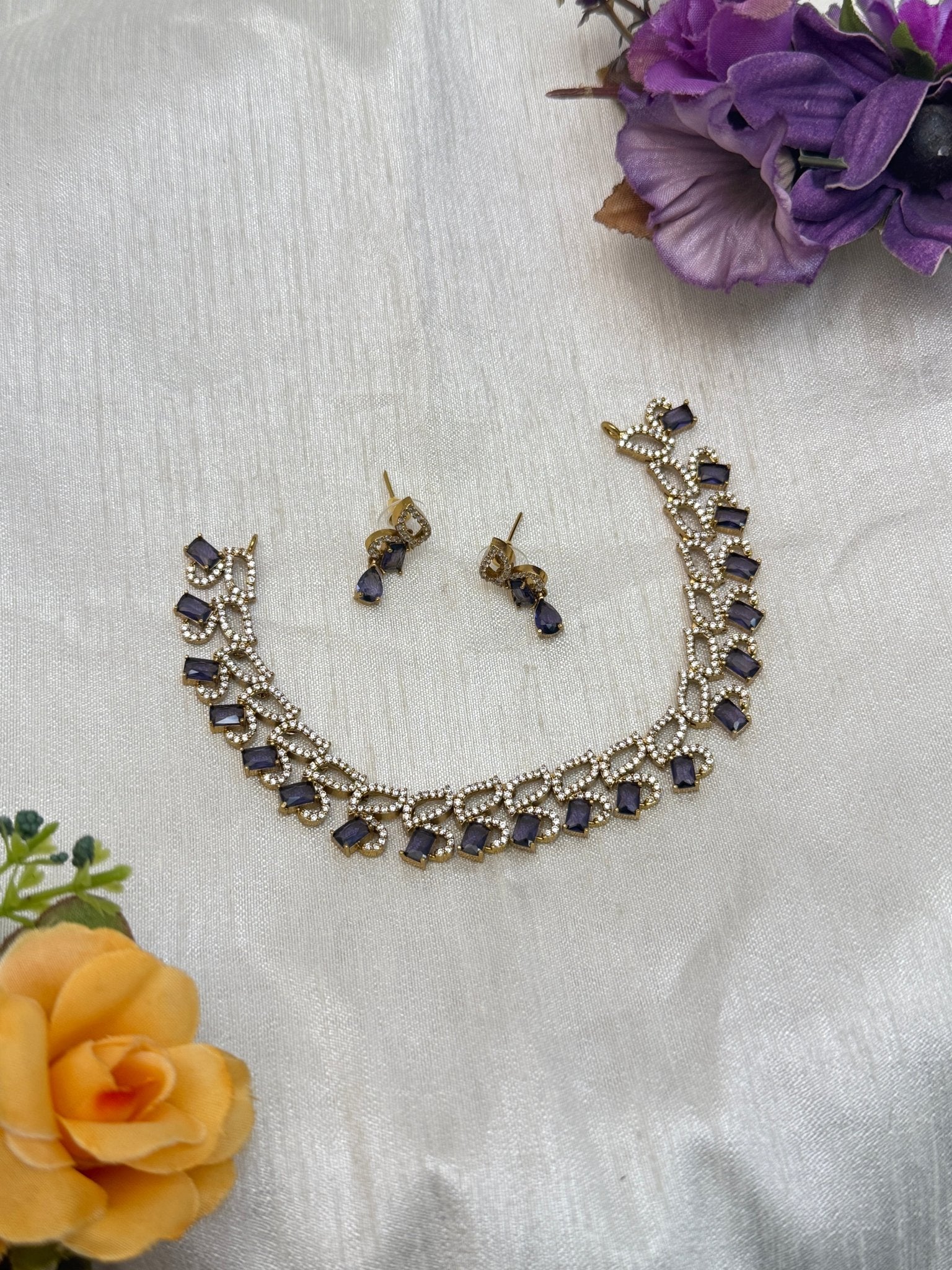 Victorian Necklace Set 251 - 5 Colors - Mahilas