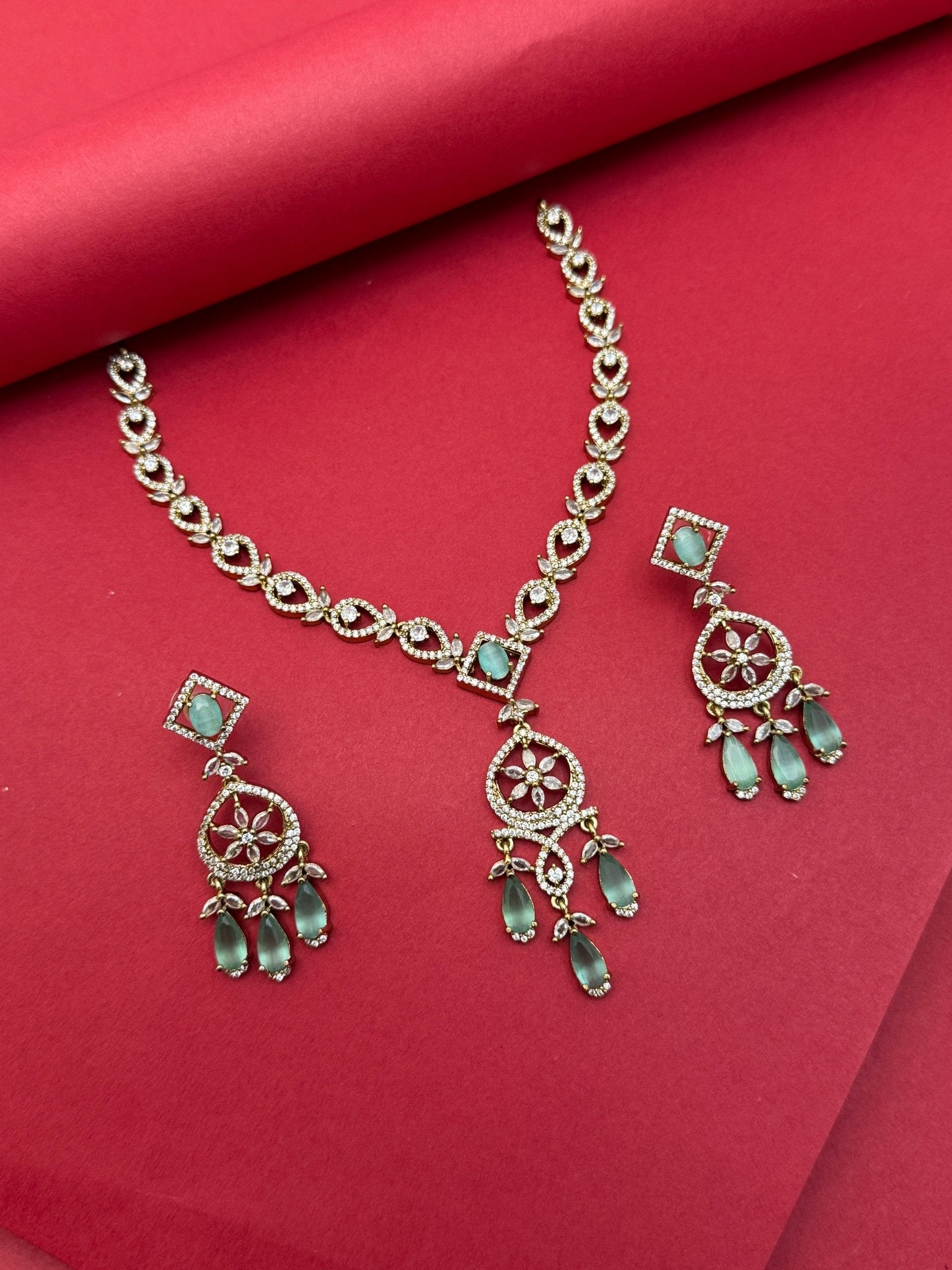 Victorian Necklace Set 254 - 4 Colors - Mahilas