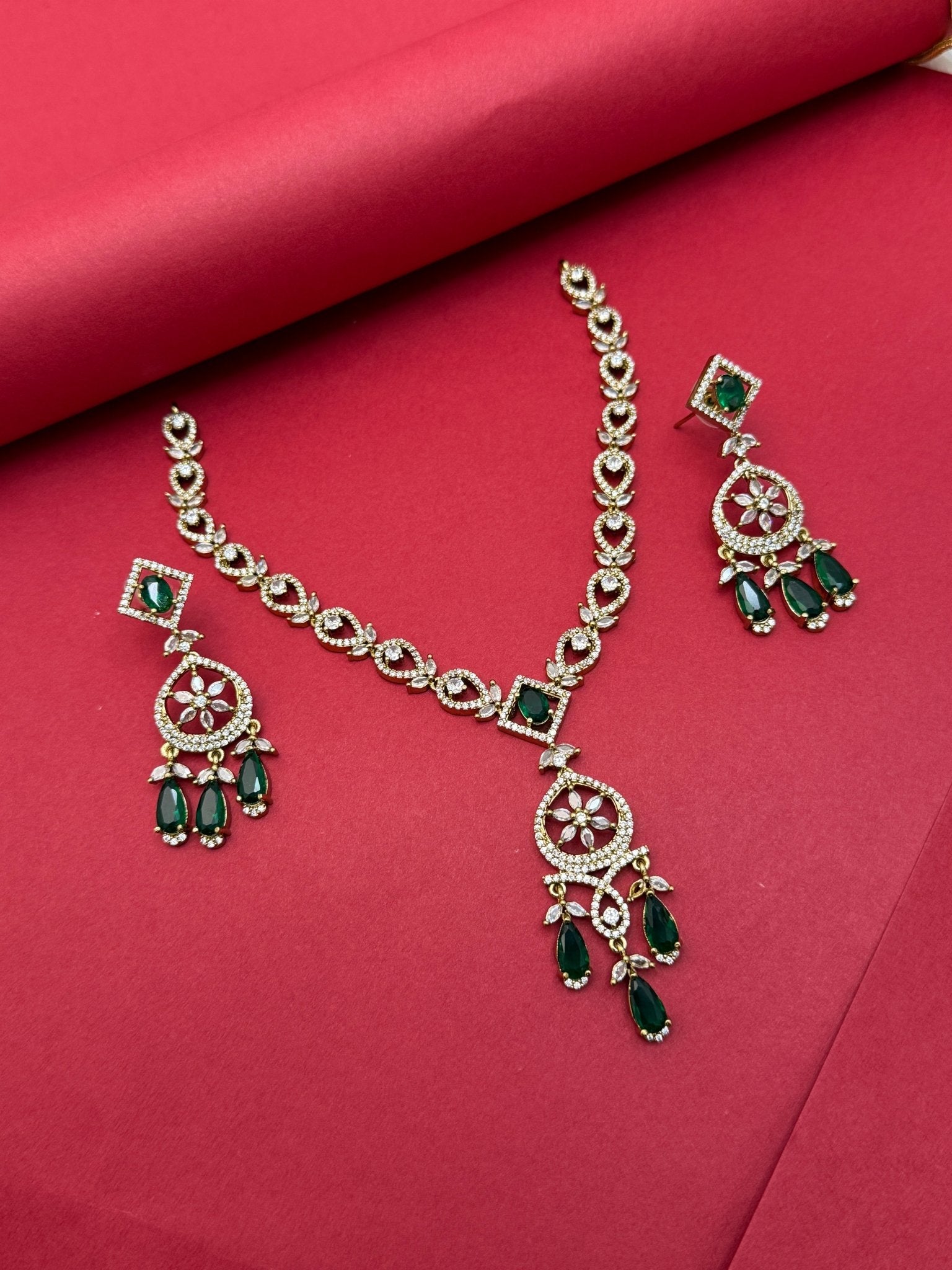 Victorian Necklace Set 254 - 4 Colors - Mahilas