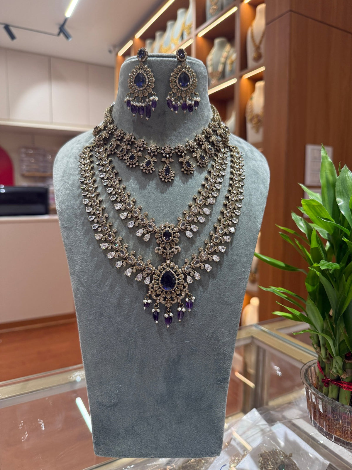 Victorian Stone Designer Necklace Full Bridal Set| NC0021 - Mahilas