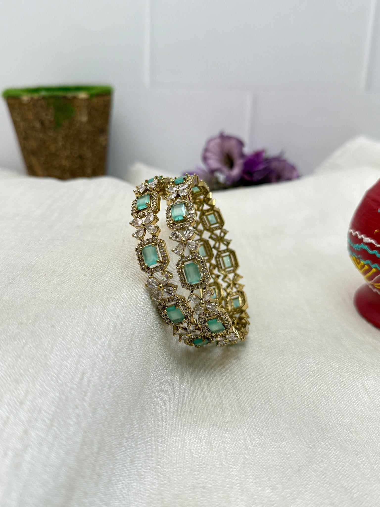 Victorian Stone Designer Stone Bangles 6910 - 5 Colors - Mahilas