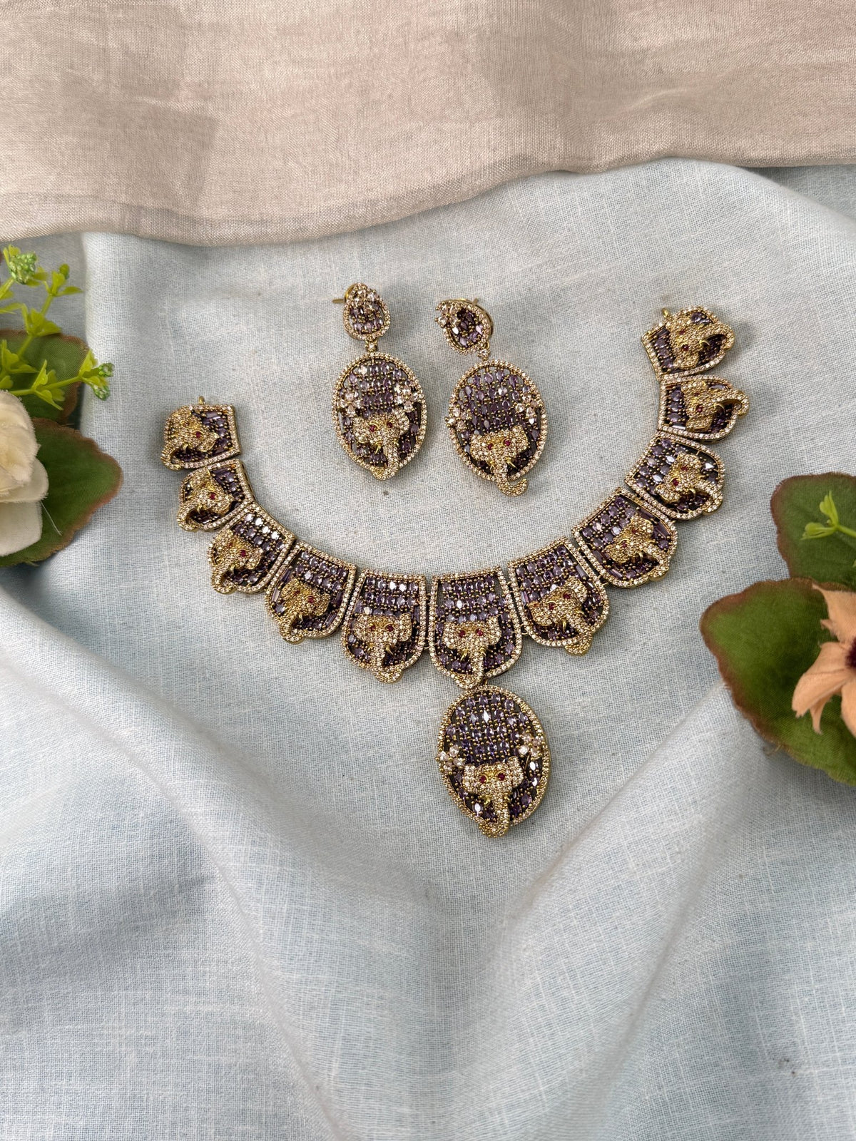 Victorian Stone Short Necklace Set | 017 - Mahilas