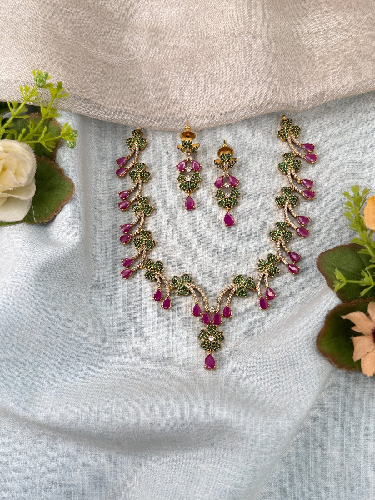 Victorian Stone Short Necklace Set | 033 - Mahilas