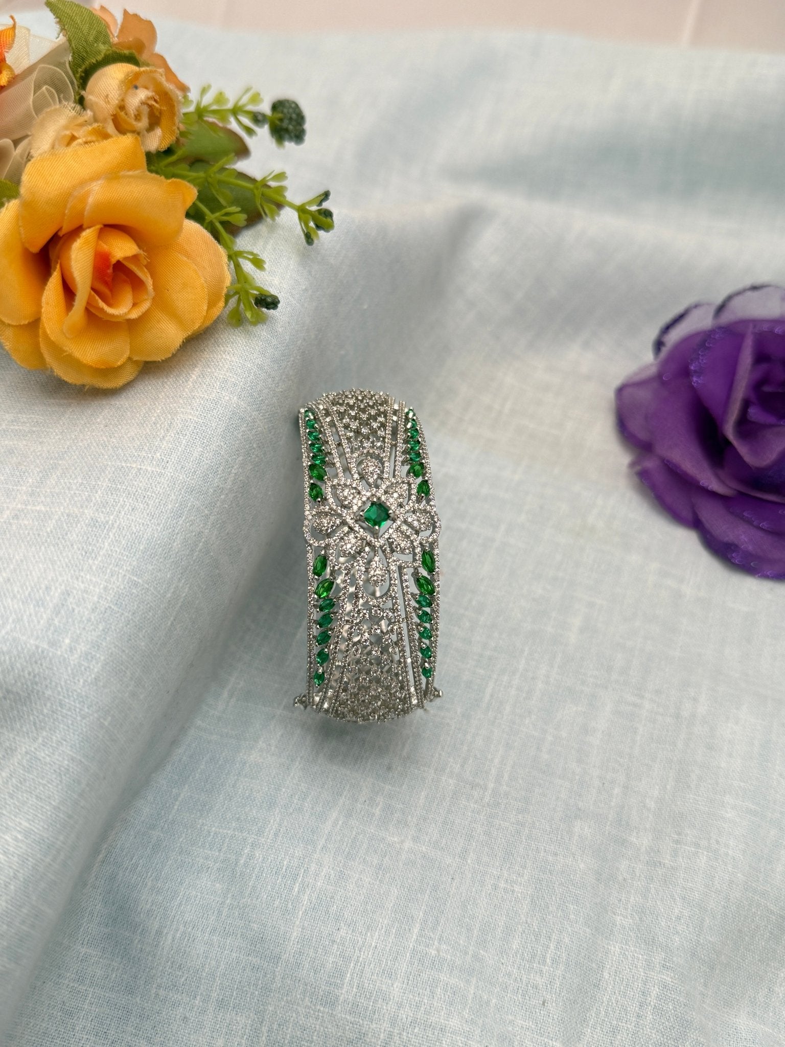 White Stone Bracelet 6905 - Mahilas