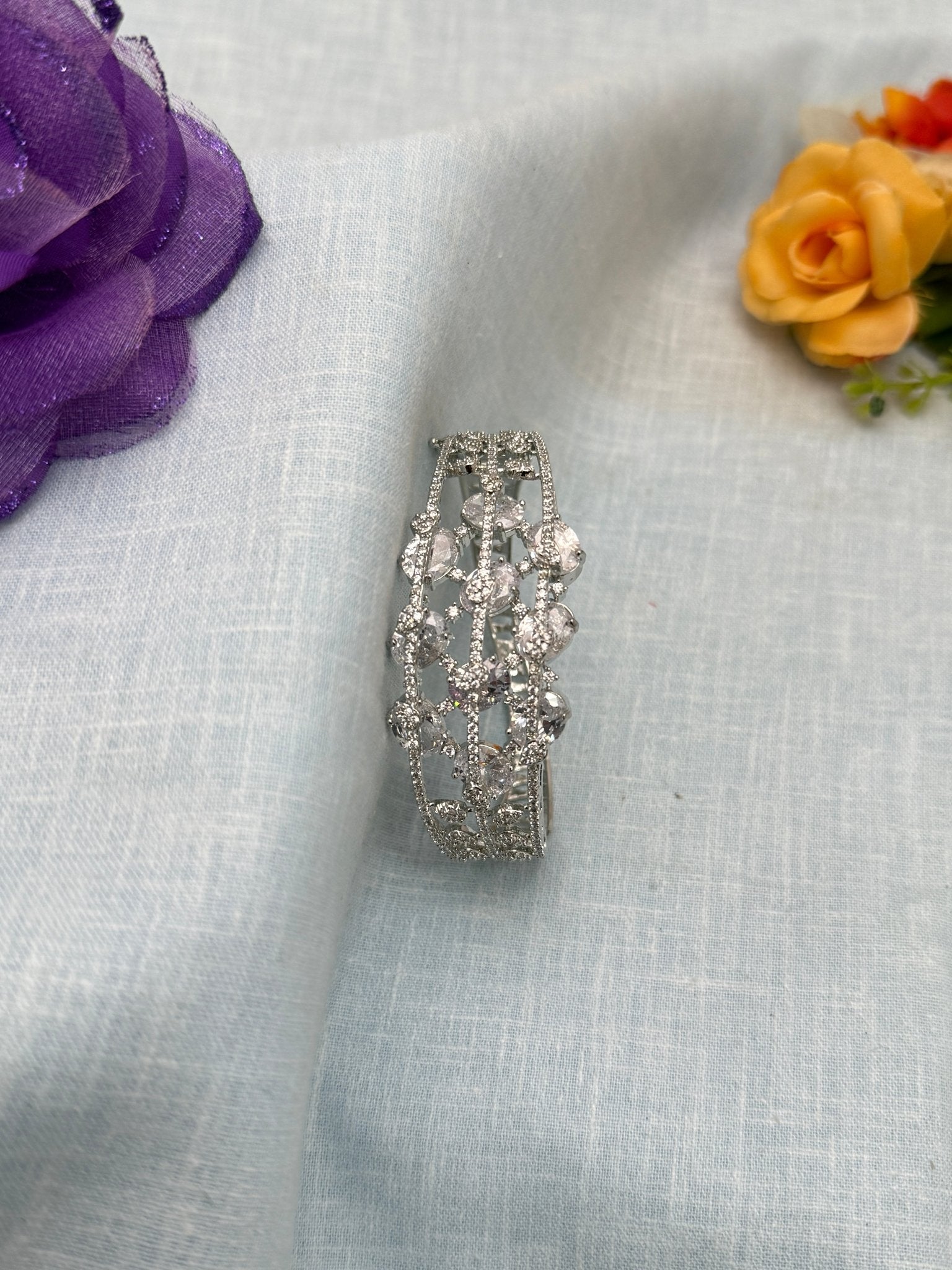 White Stone Bracelet 6913 - Mahilas