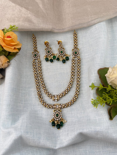 White Stone Necklace in Choker Short Designer Style | N0431 B - Mahilas