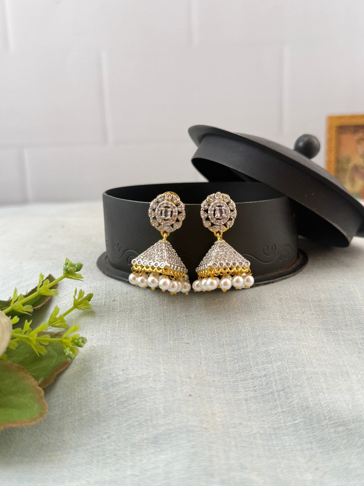 Zircon Stone Jhumka | 003 - Mahilas