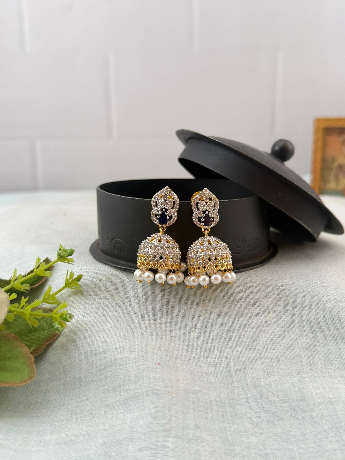 Zircon Stone Jhumka | 004 - Mahilas
